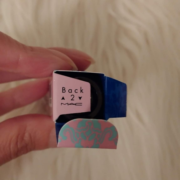 💋NWT MAC COSMETIC MAGICALLY DELIGHTFUL LIP GLOSS - Picture 7 of 9